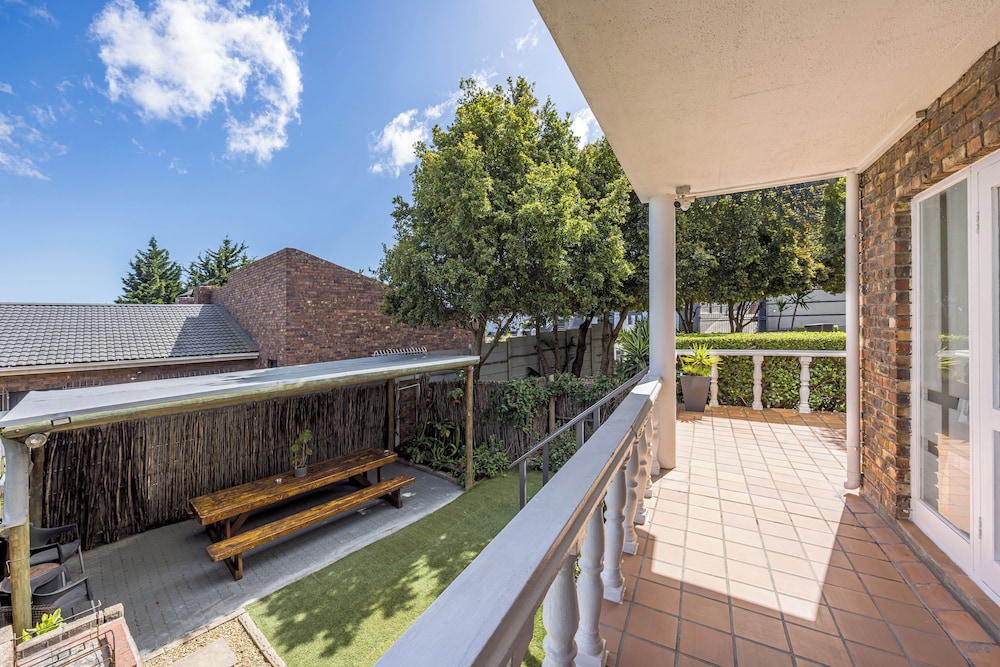 Plattekloof Premium Lodge 42/50