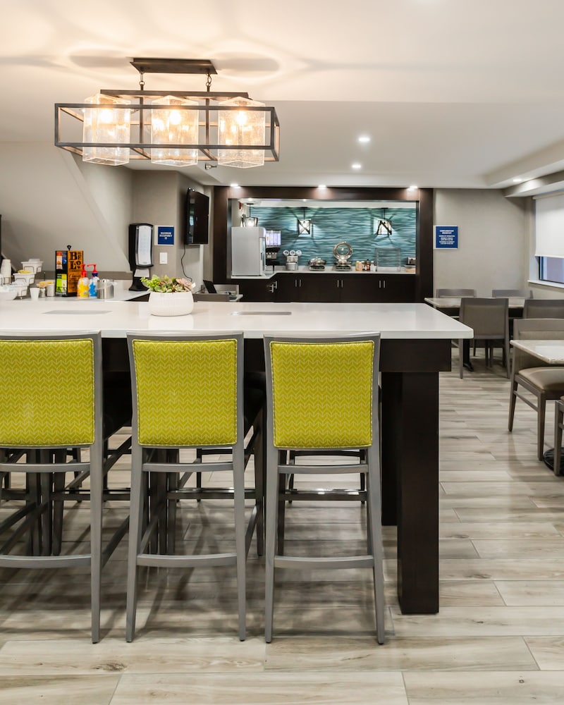 Best Western West Lebanon - Hanover Hotel 33/41