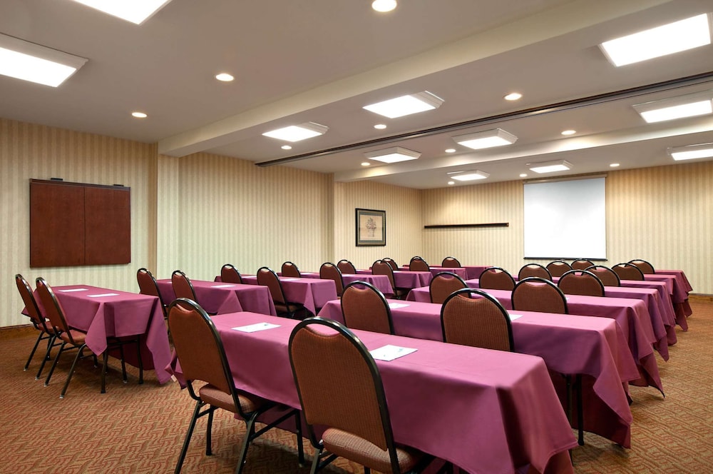 Hampton Inn Atlanta-Stockbridge 17/22