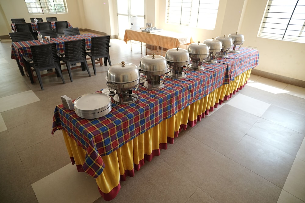 KISHKINDA HERITAGE RESORT 23/50