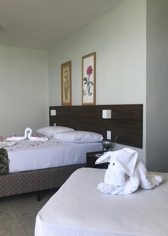 Happy Hotel Pajucara 9/35