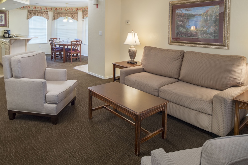 The Suites At Fall Creek 18/49