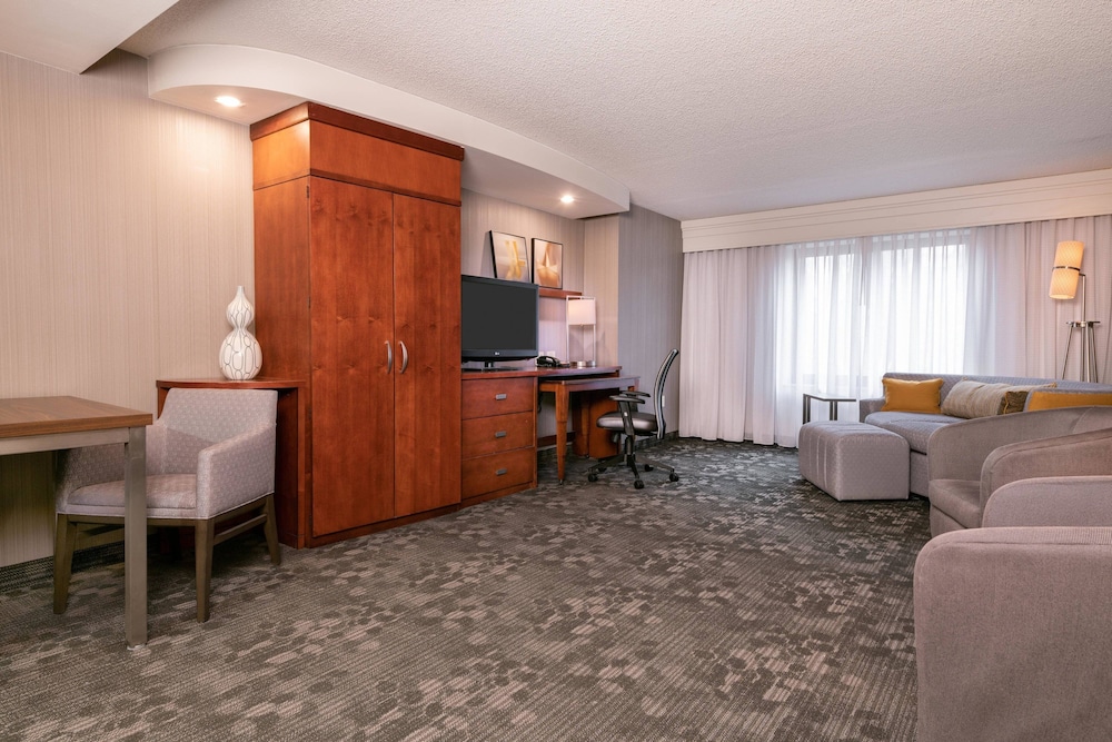 Courtyard by Marriott Newark University of Delaware 26/50