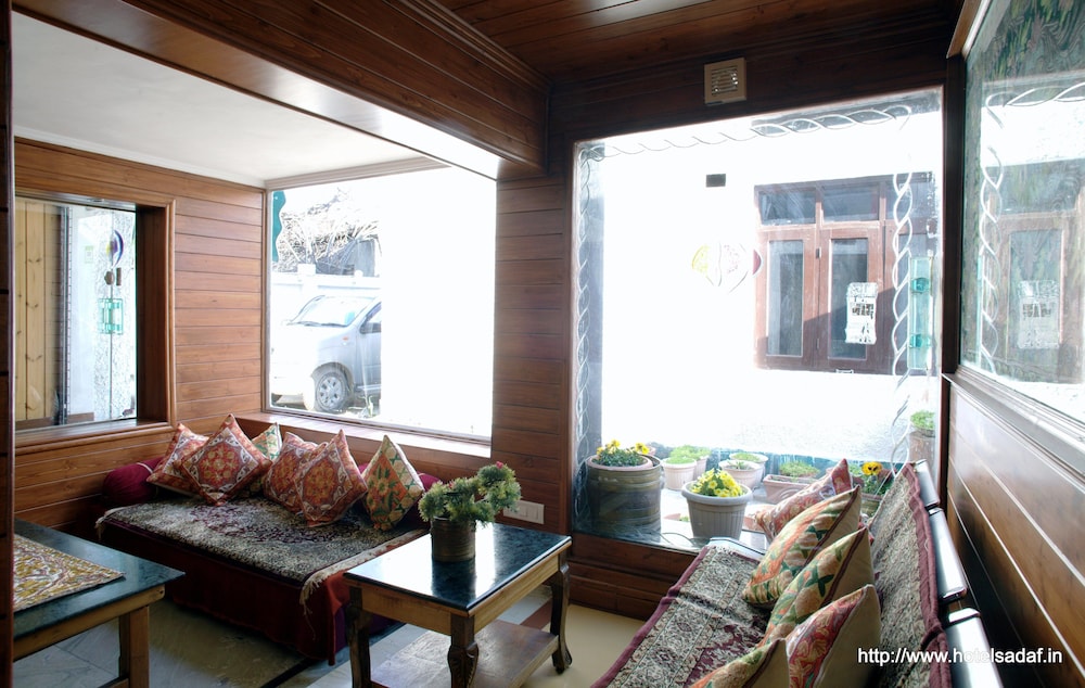 Hotel SADAF 26/45
