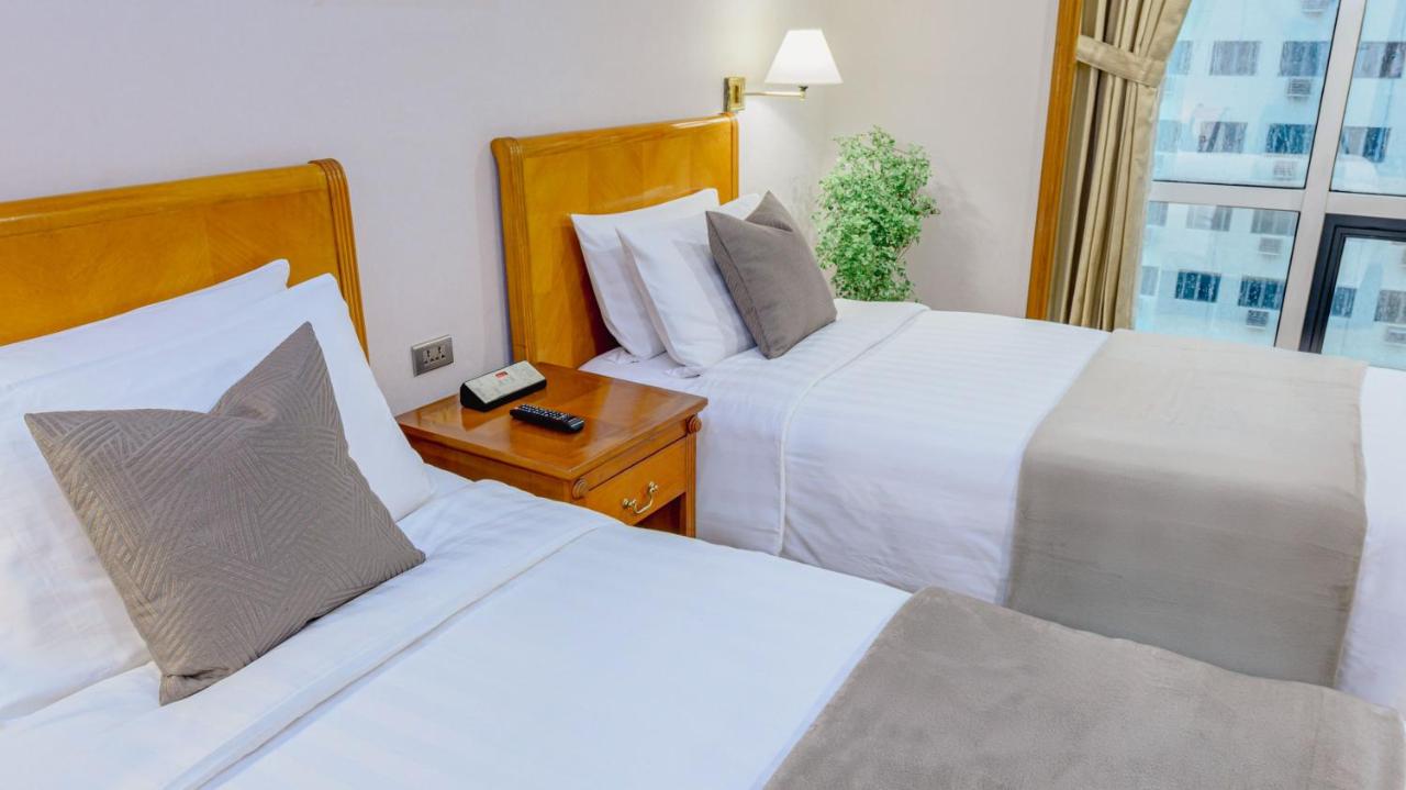 MCollection - Ortigas CBD Near Business & Shopping Hubs 8/49