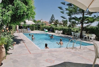 Marirena Hotel 40/41