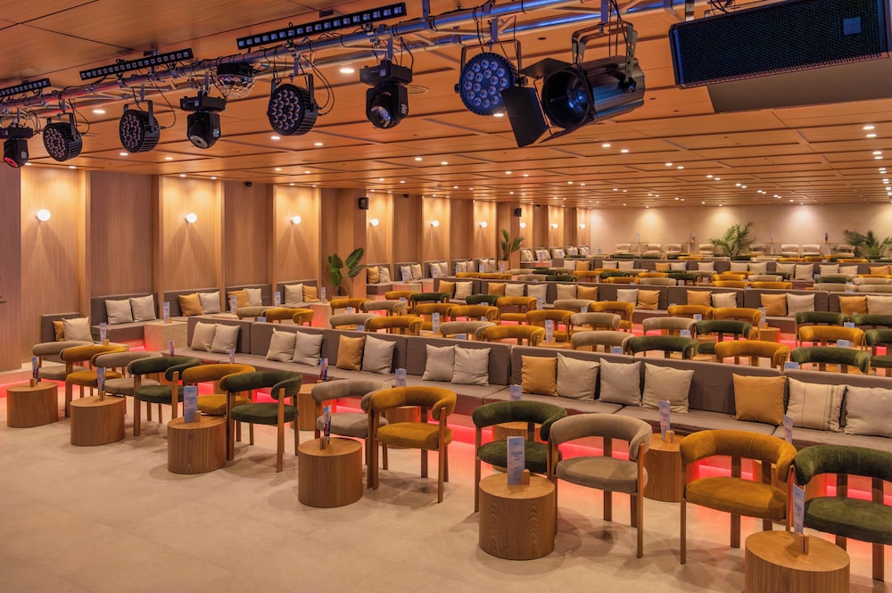 Aqua Hotel Onabrava 66/71
