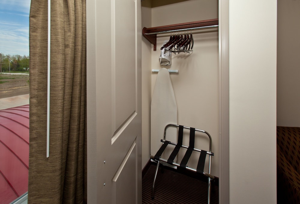 Americinn By Wyndham Osage 22/48