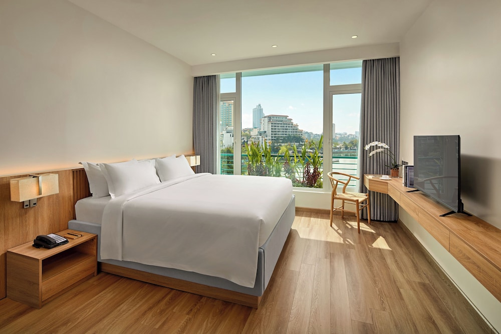 2 BEDROOMS, APARTMENT