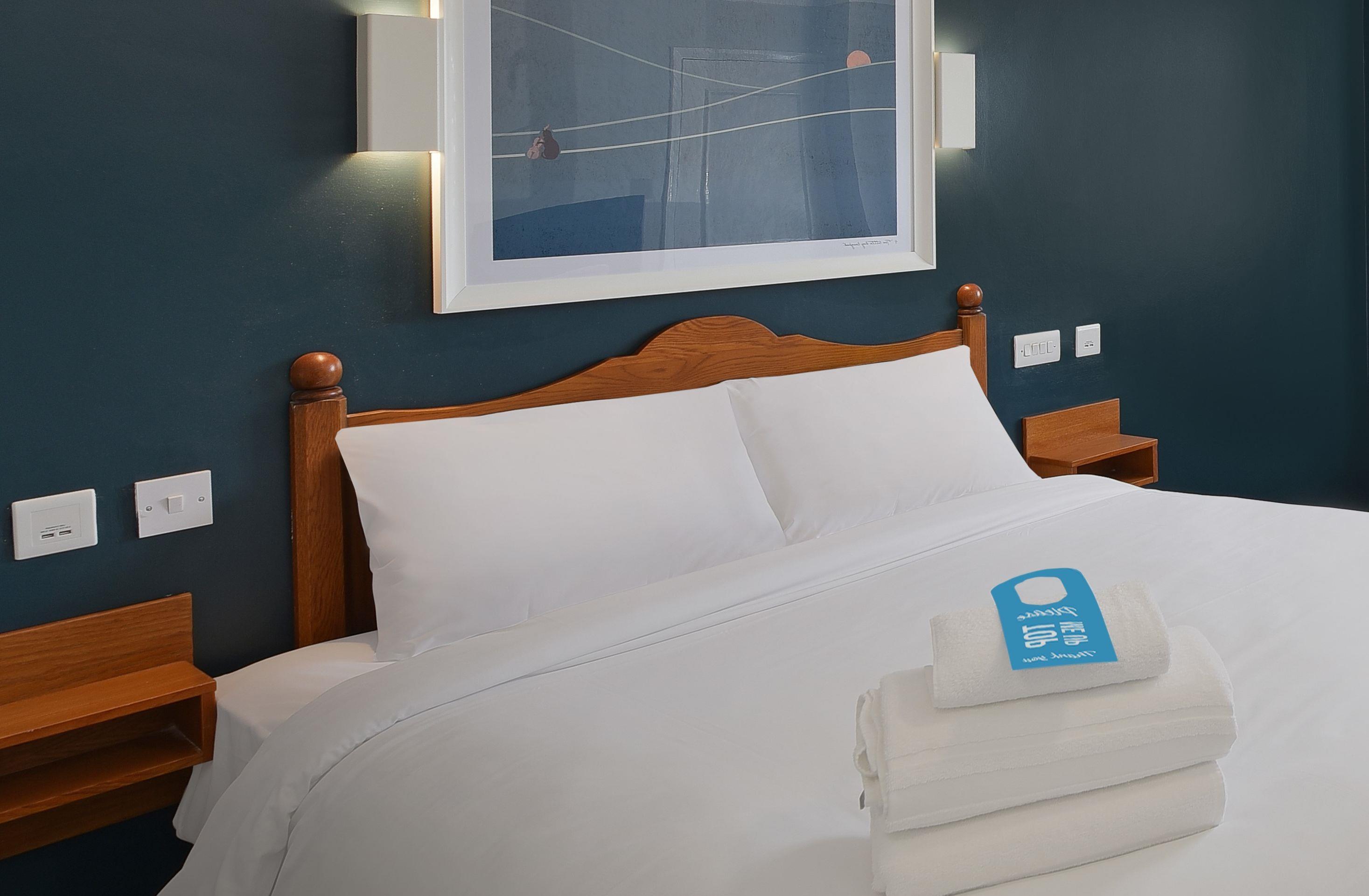 Travelodge Birmingham Sheldon 13/31