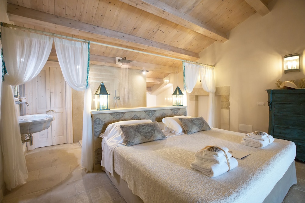 LUXURY, SUITE, SEA VIEW