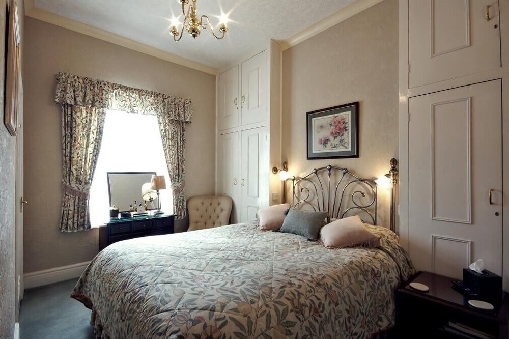 The Farthings Guest House 23/70