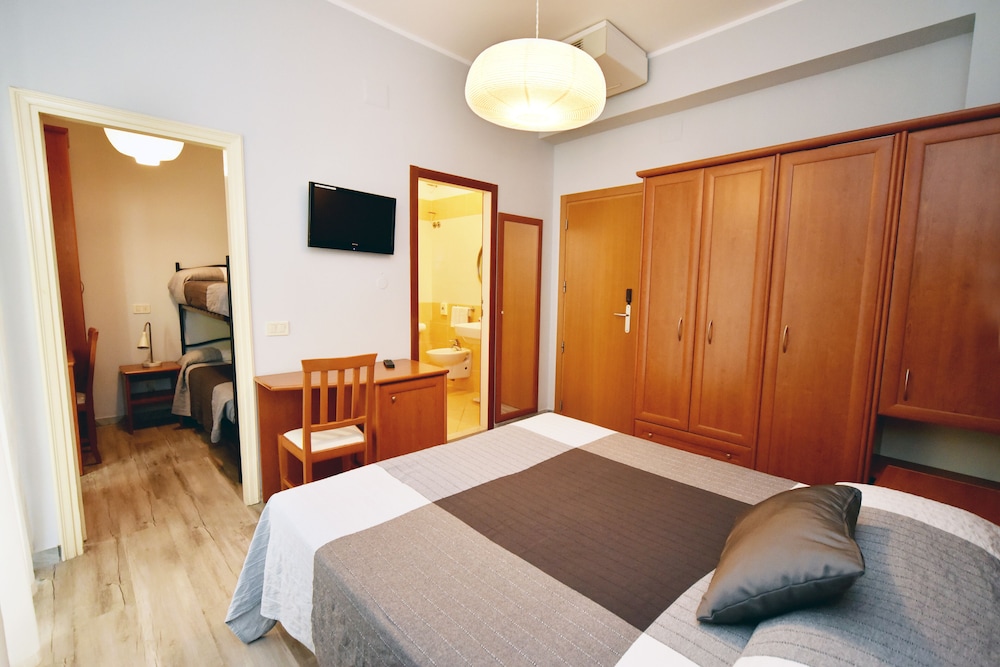 Mirabella Hotel 14/51