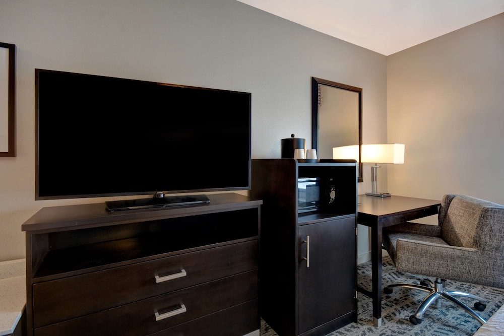 Hampton Inn & Suites Columbia South Fort Meade Area 35/45