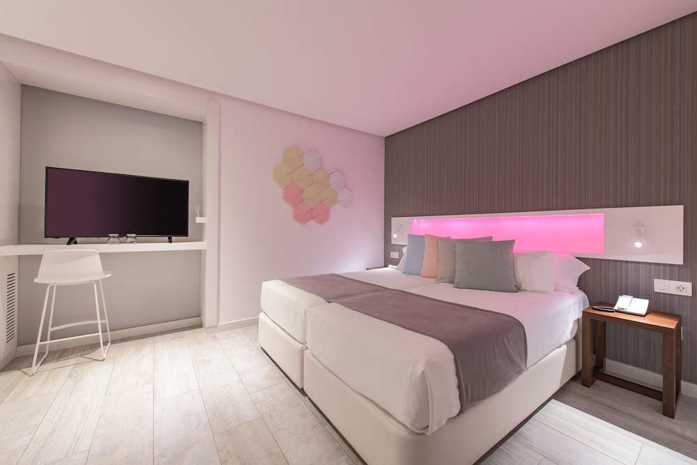 Hotel Garbi Ibiza & Spa 6/39
