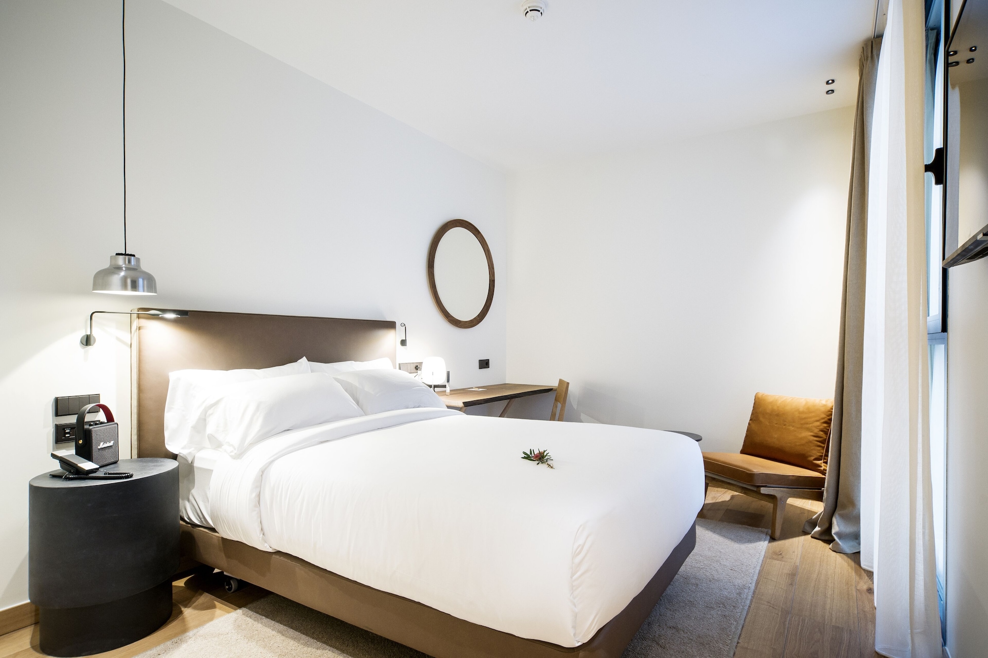 BASIC, DOUBLE BED