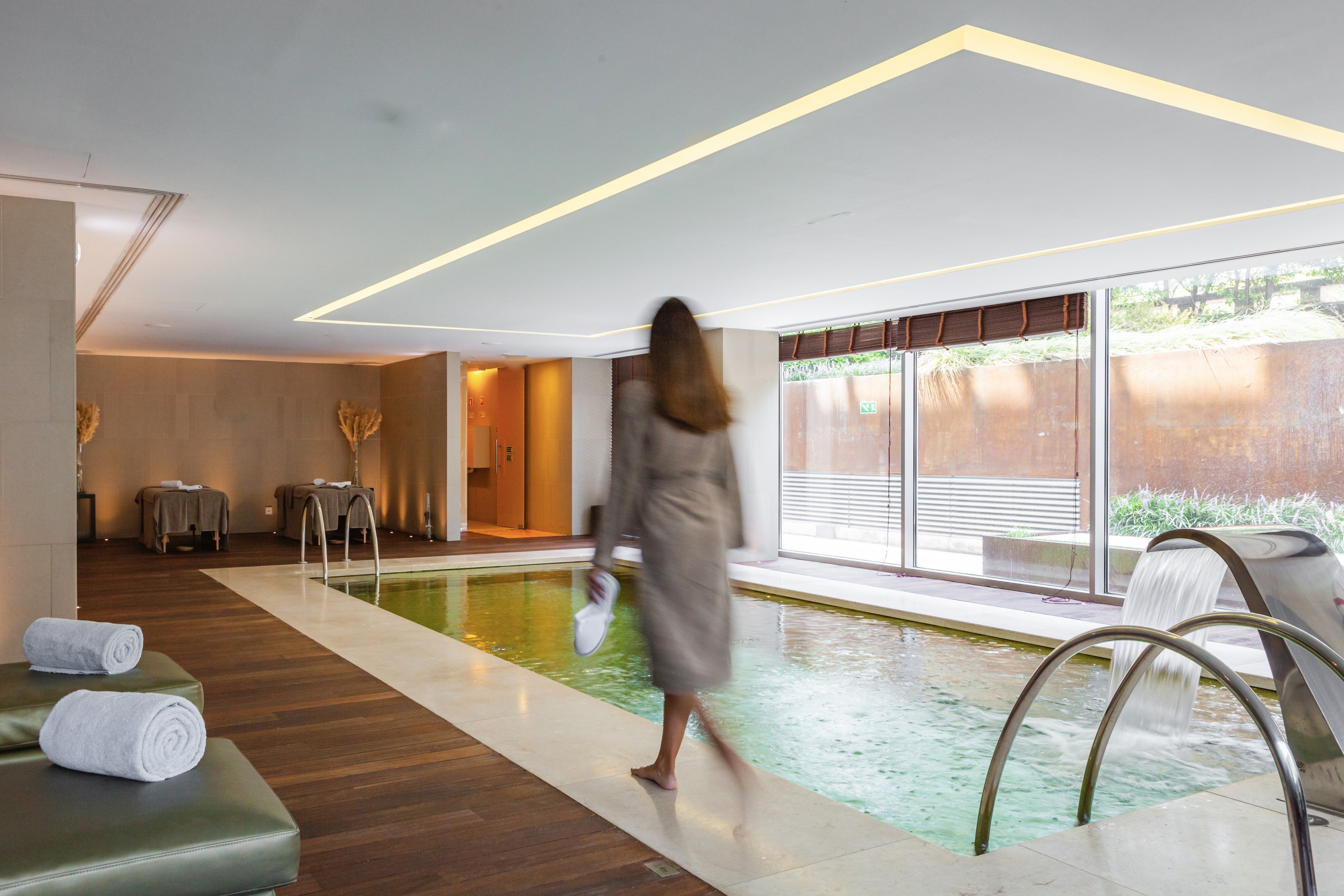 InterContinental Estoril 27/76