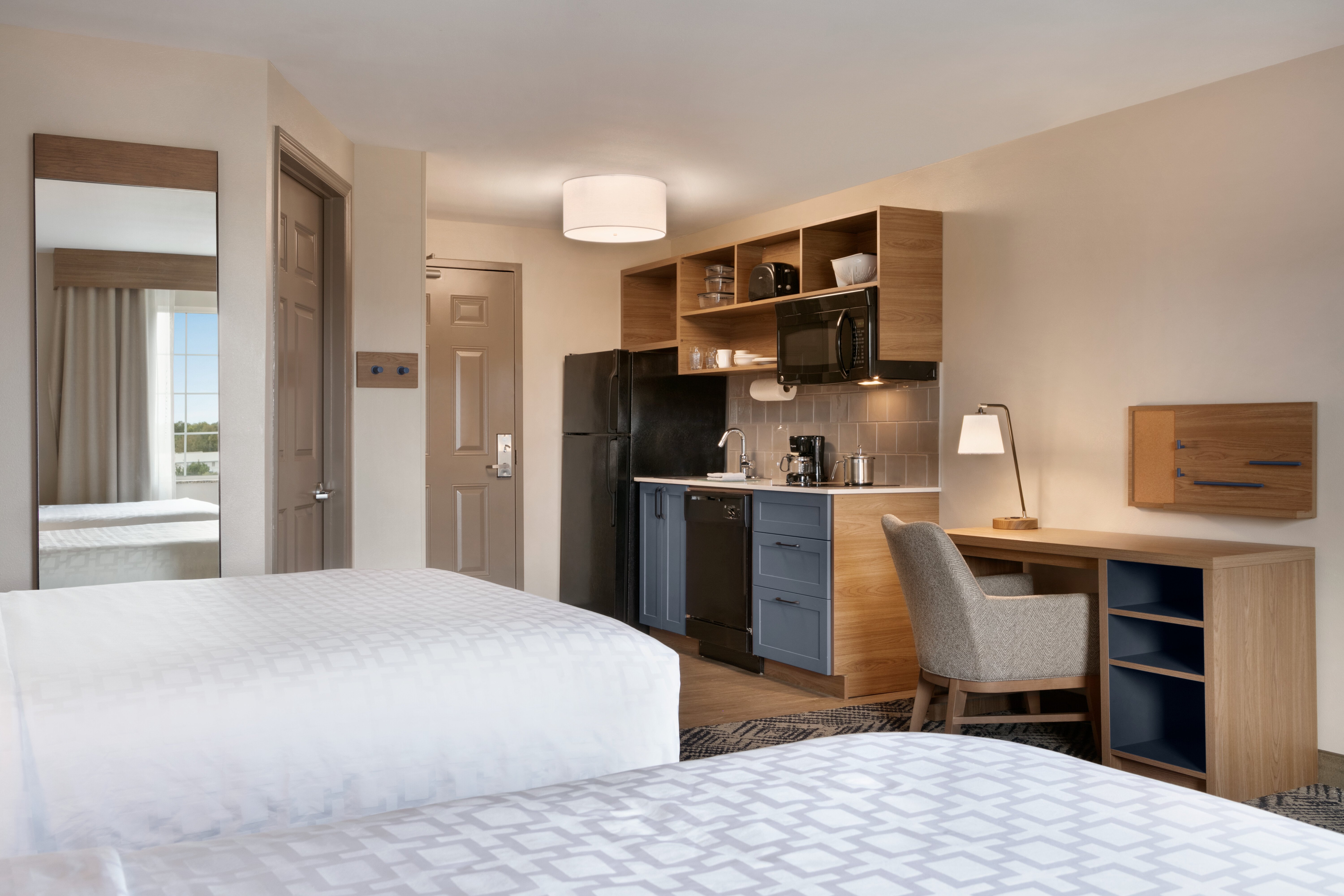 Candlewood Suites Asheville Downtown 26/81