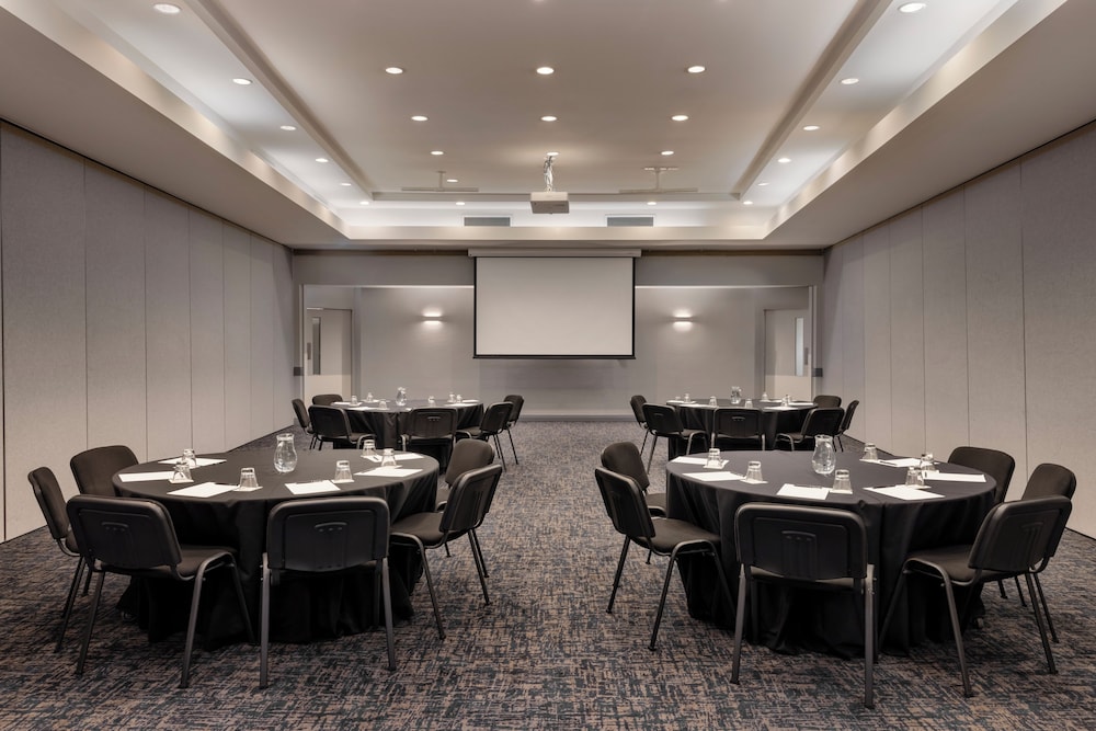 NOVOTEL AUCKLAND ELLERSLIE 50/63