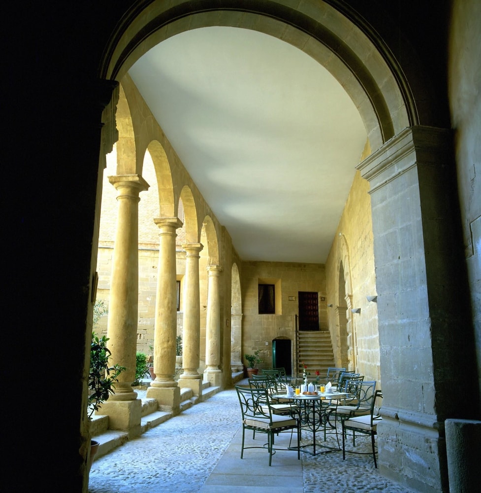 Parador De Alcaniz 17/50