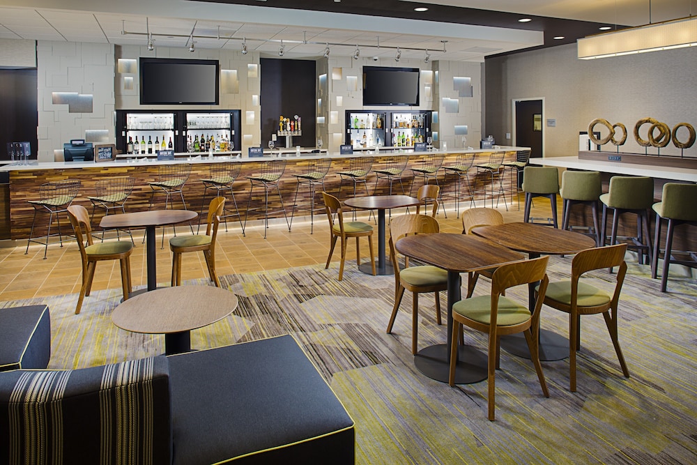 COURTYARD by MARRIOTT DALLAS CARROLLTON 27/49