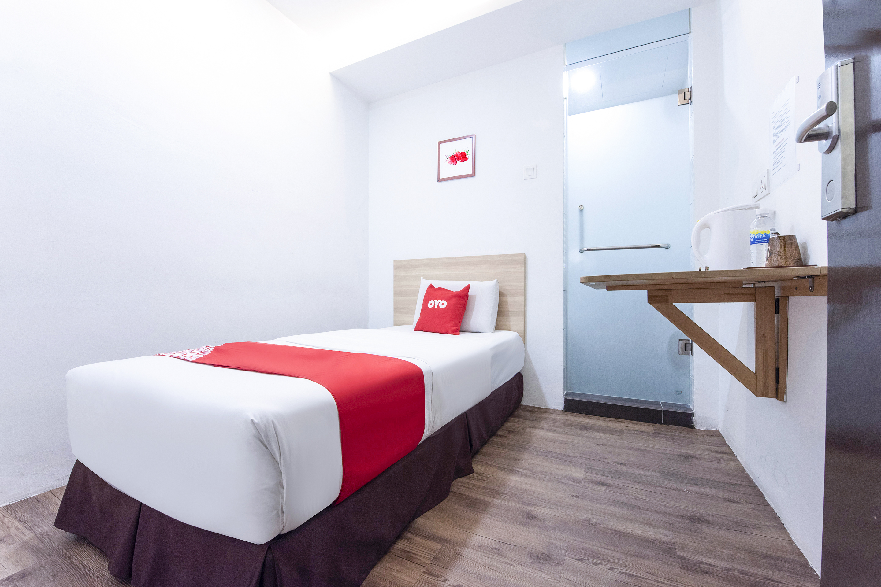 N City Hotel 34/48