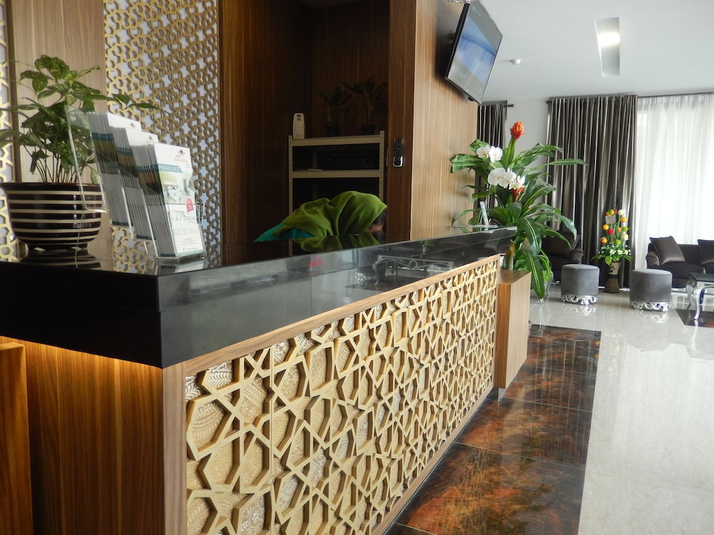 GRAND AMIRA HOTEL 6/63