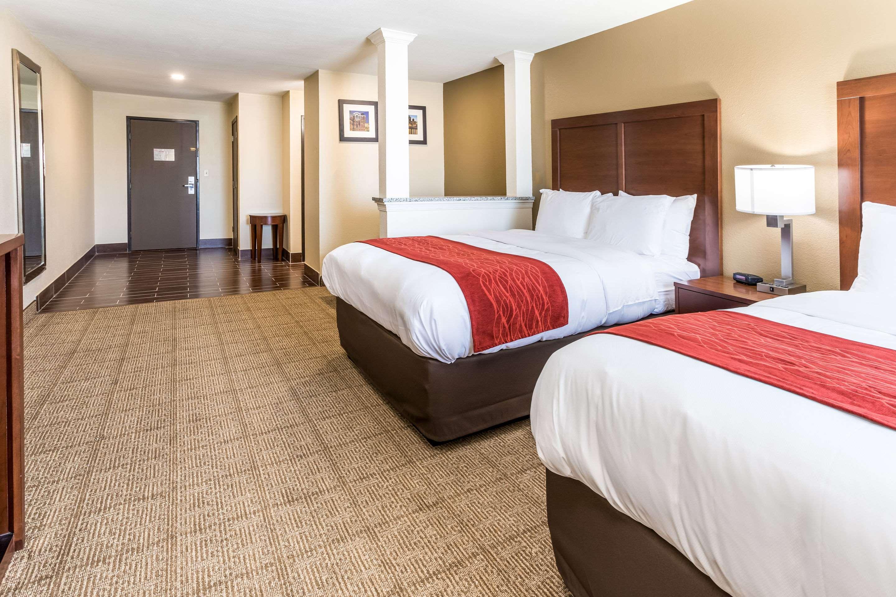 Suite, 2 Queen Beds