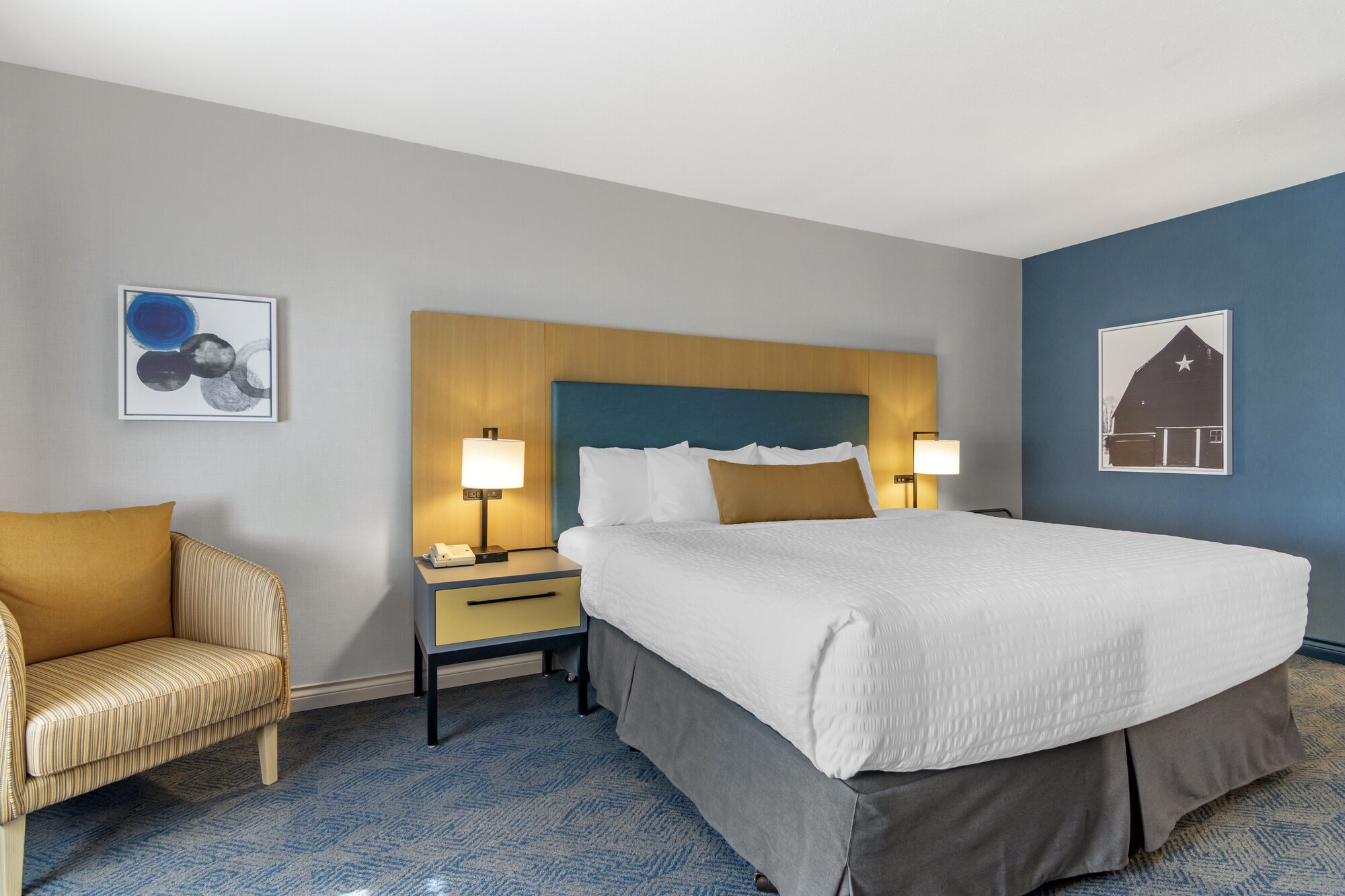 غرفة بزنس بسرير كينج، Clarion Hotel & Conference Centre Abbotsford - Fraser Valley 2/5
