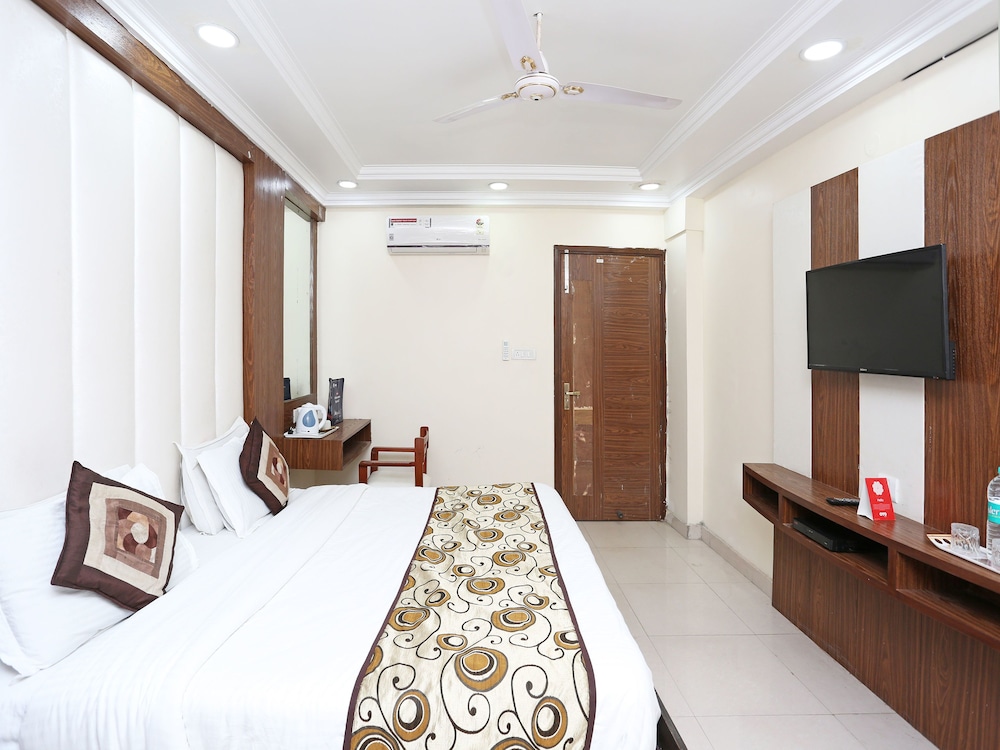 Hotel Atithi 11/24