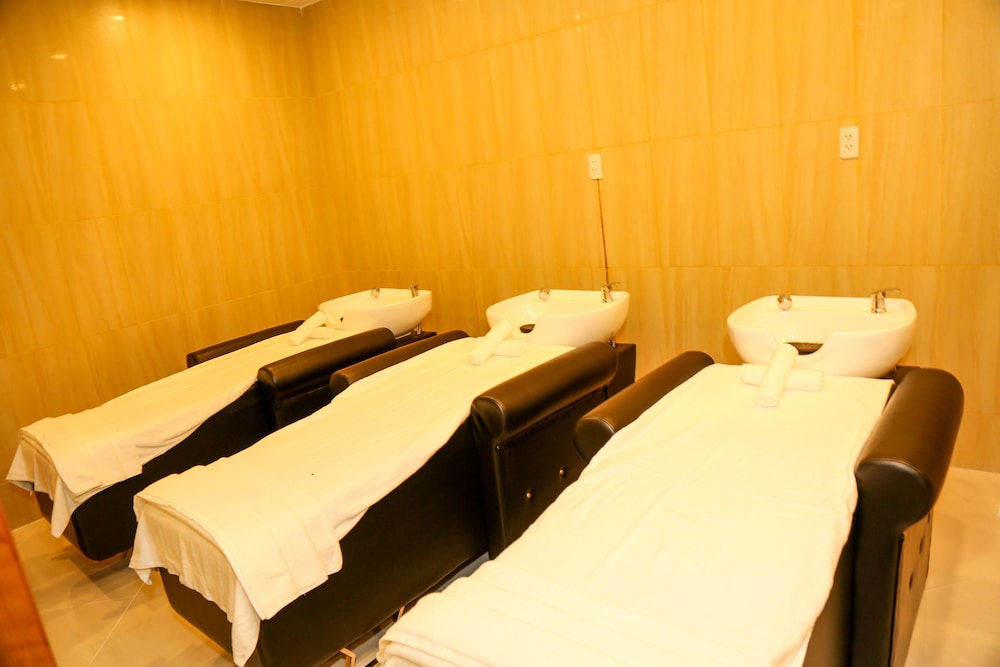 Thuy Hoang Nguyen Hotel Resort & Spa 40/75