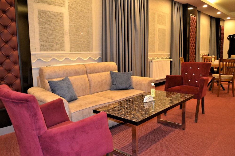 Sapran Deluxe Hotel 34/50