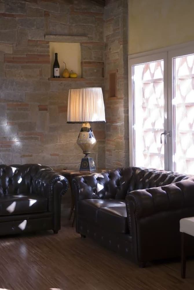 RELAIS CORTE BENEDETTO 66/74