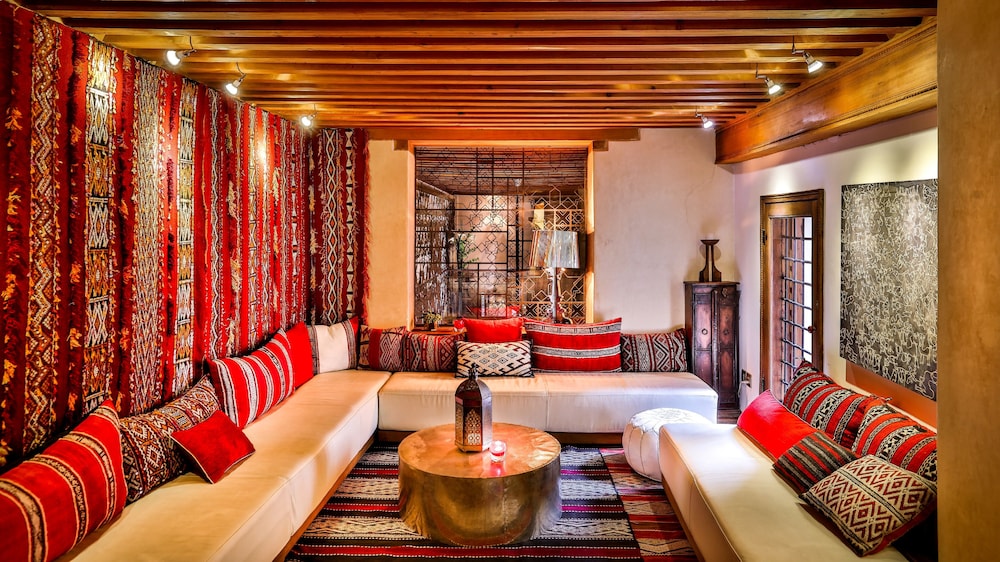 Karawan Riad 28/45