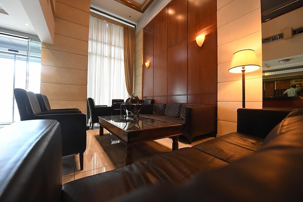Ephira Hotel 33/56