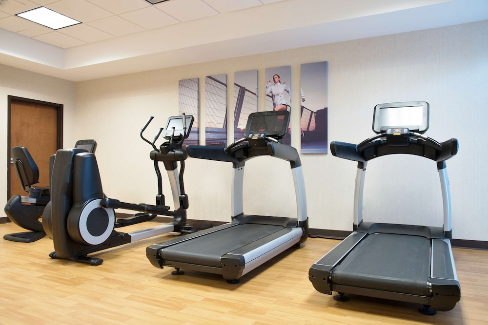 Hyatt Place Minneapolis/Eden Prairie 36/68