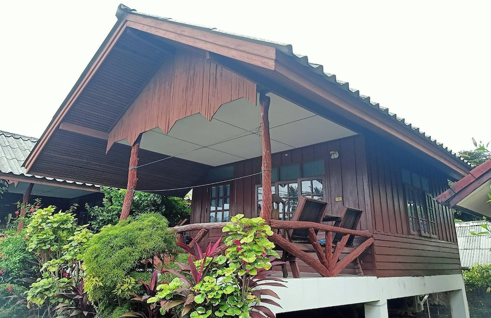Palm Point Village 4/50