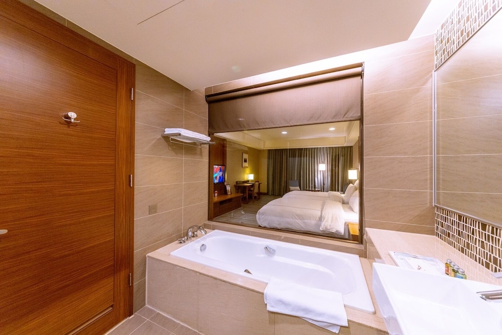 Fullon Hotel Tamsui Fishermen S Wharf 41/49