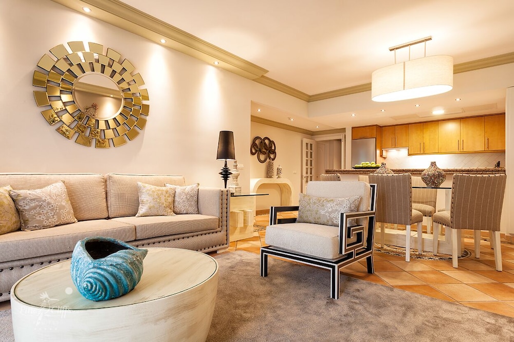 Pine Cliffs Suites 27/50