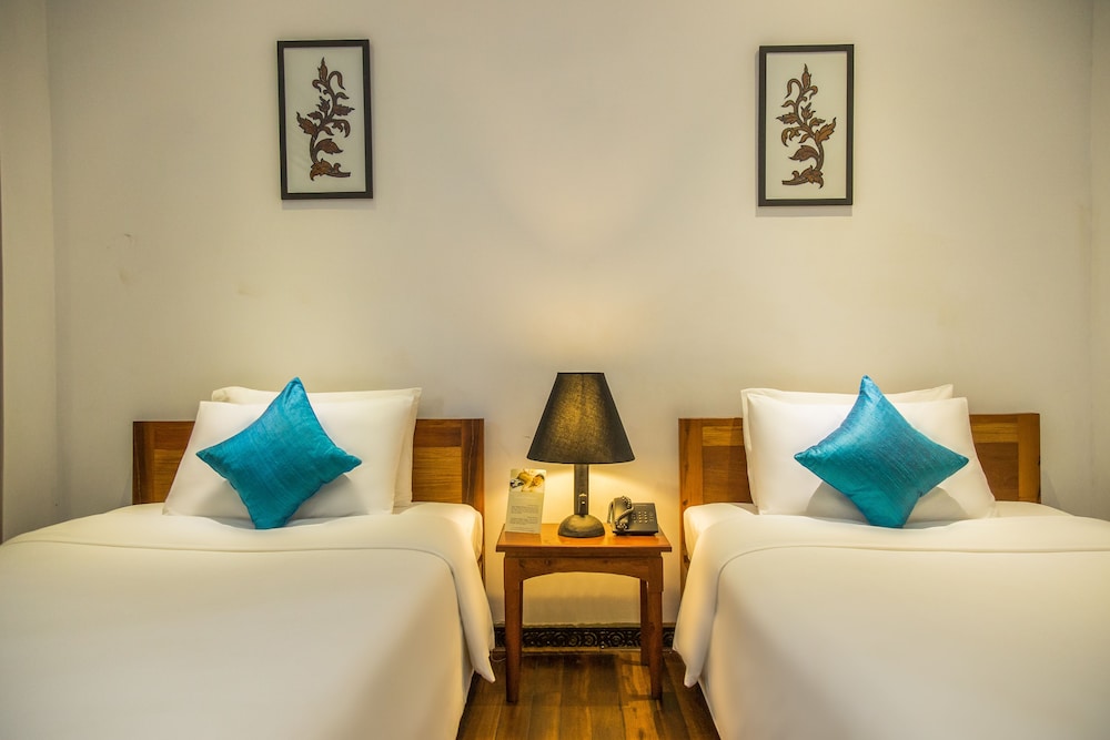 Apsara Centrepole Hotel 22/74