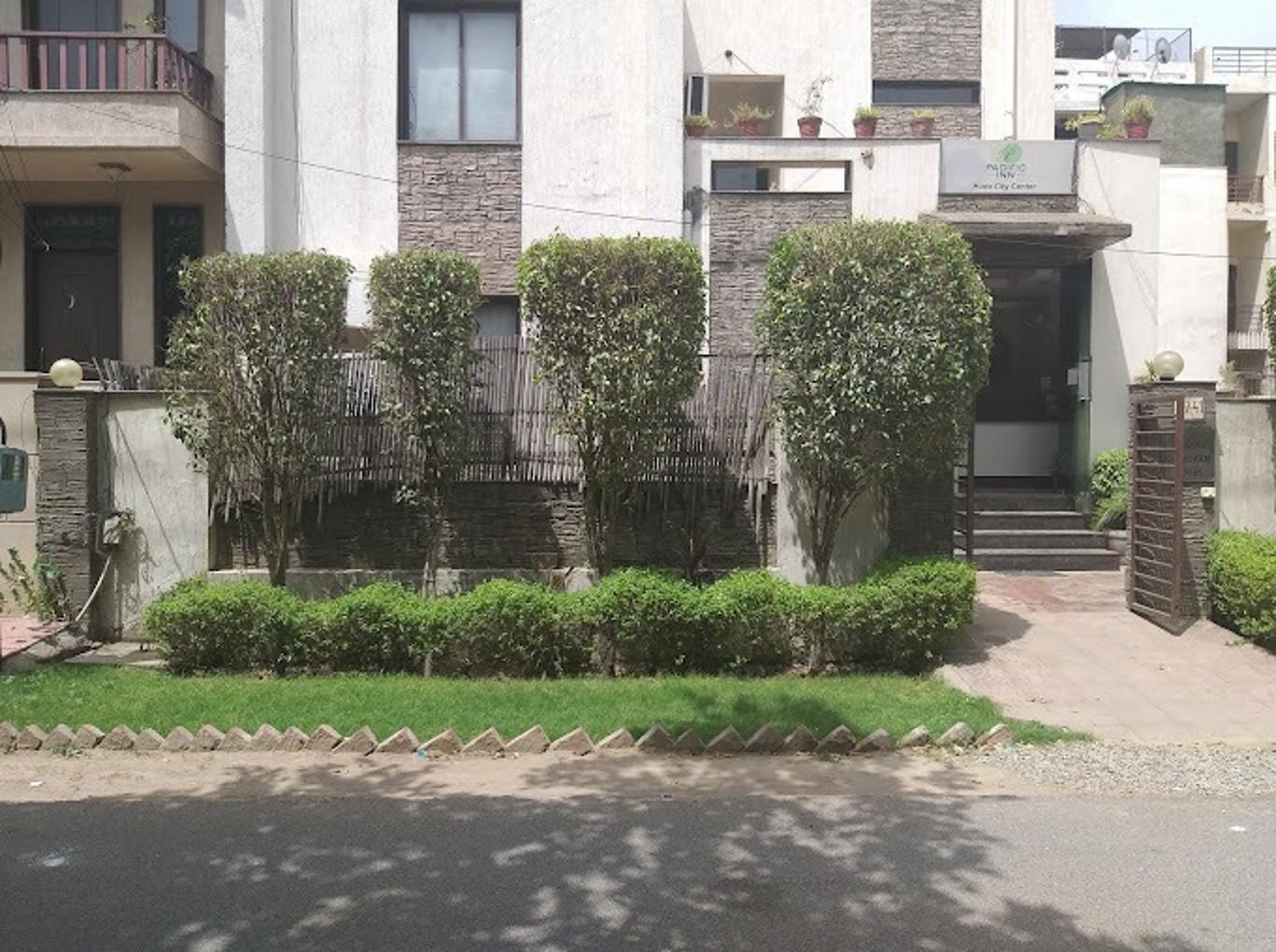 Pacific Inn Huda City Centre Sec 41 5/30