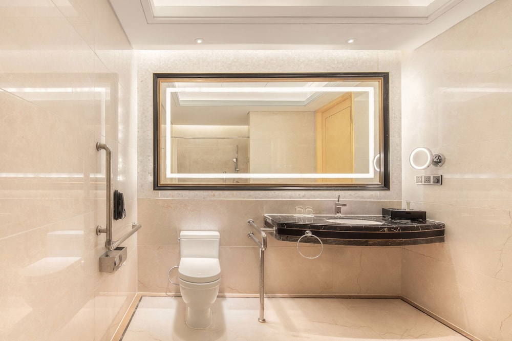غرفة بسرير كينج بإطلالة على المدينة، Le Meridien Yixing 5/5