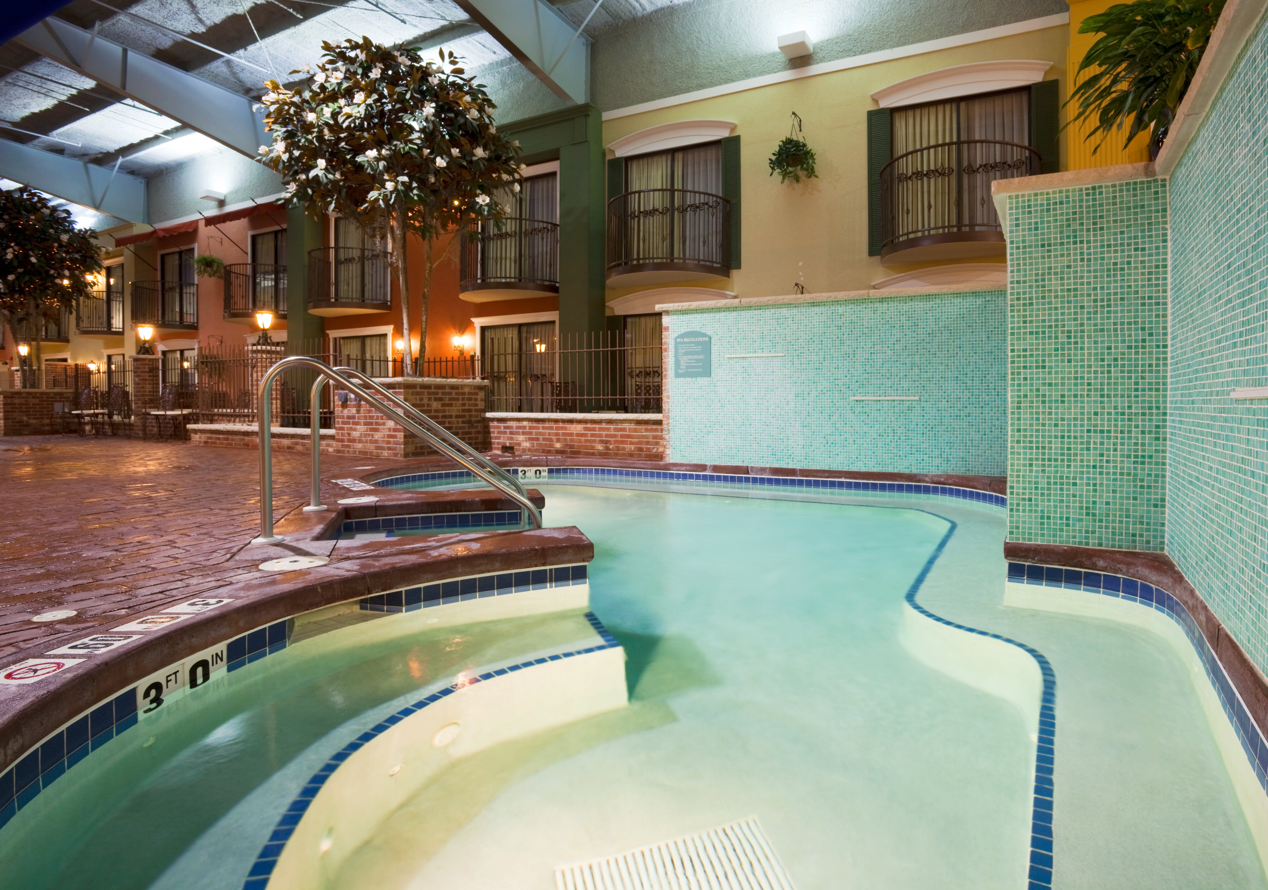 Holiday Inn Hotel Suites Minneapolis Lakeville 46/46