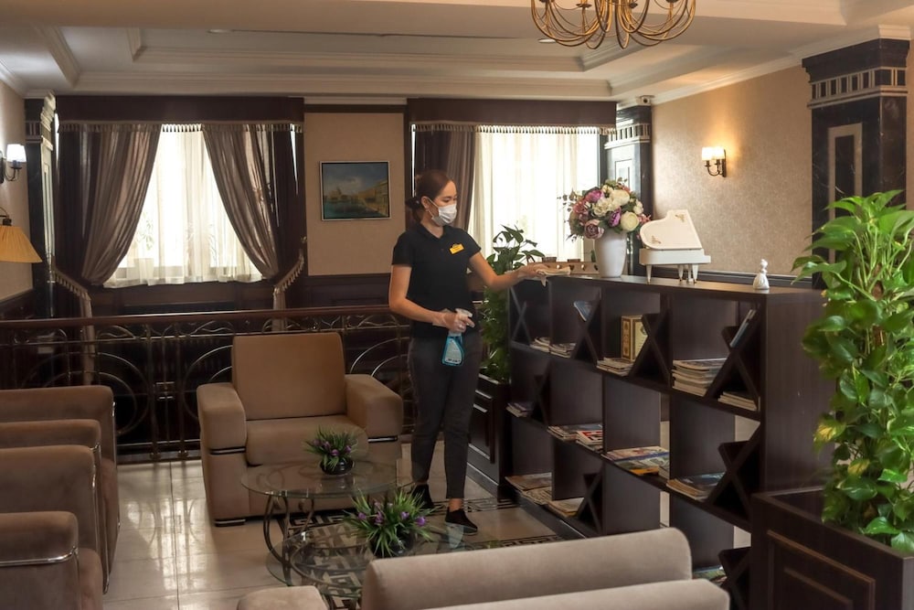 Bishkek Centrum Hotel 44/66