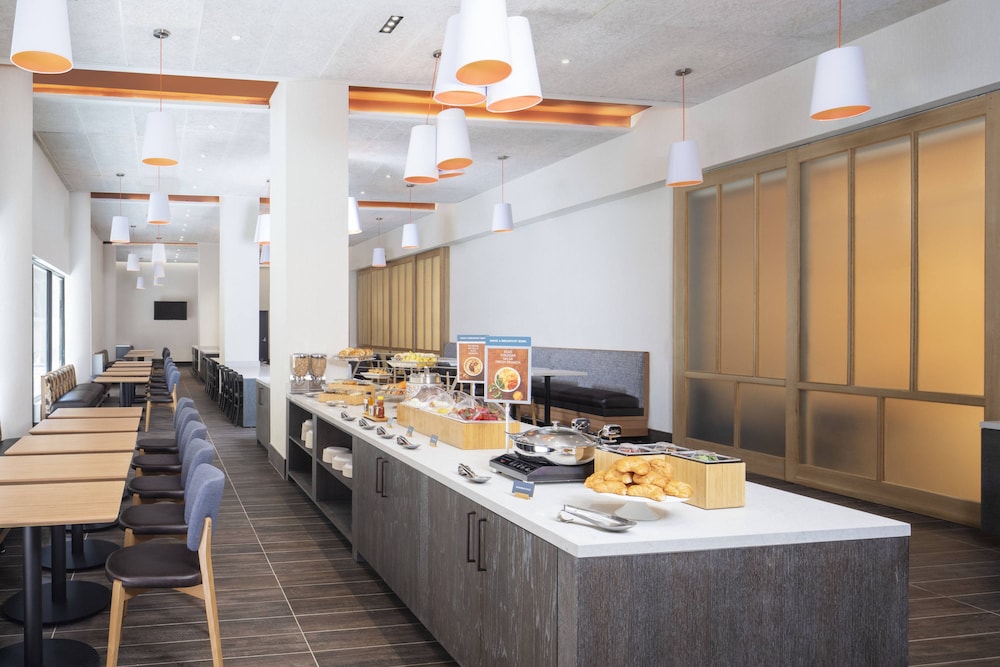 Fairfield Inn And Suites By Marriott New York Manhattan Times Square South 20/25