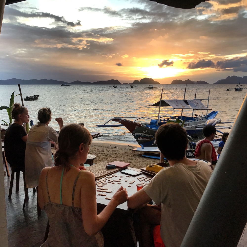 Outpost Beach Hostel - Adults Only 44/57