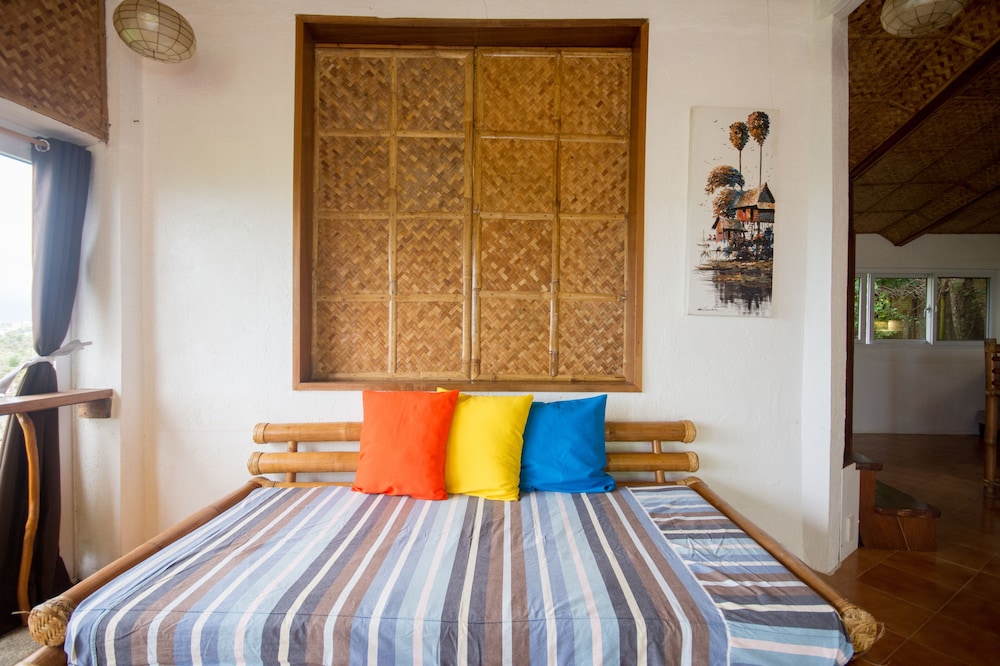 House, 2 Double and Twin Beds, with View