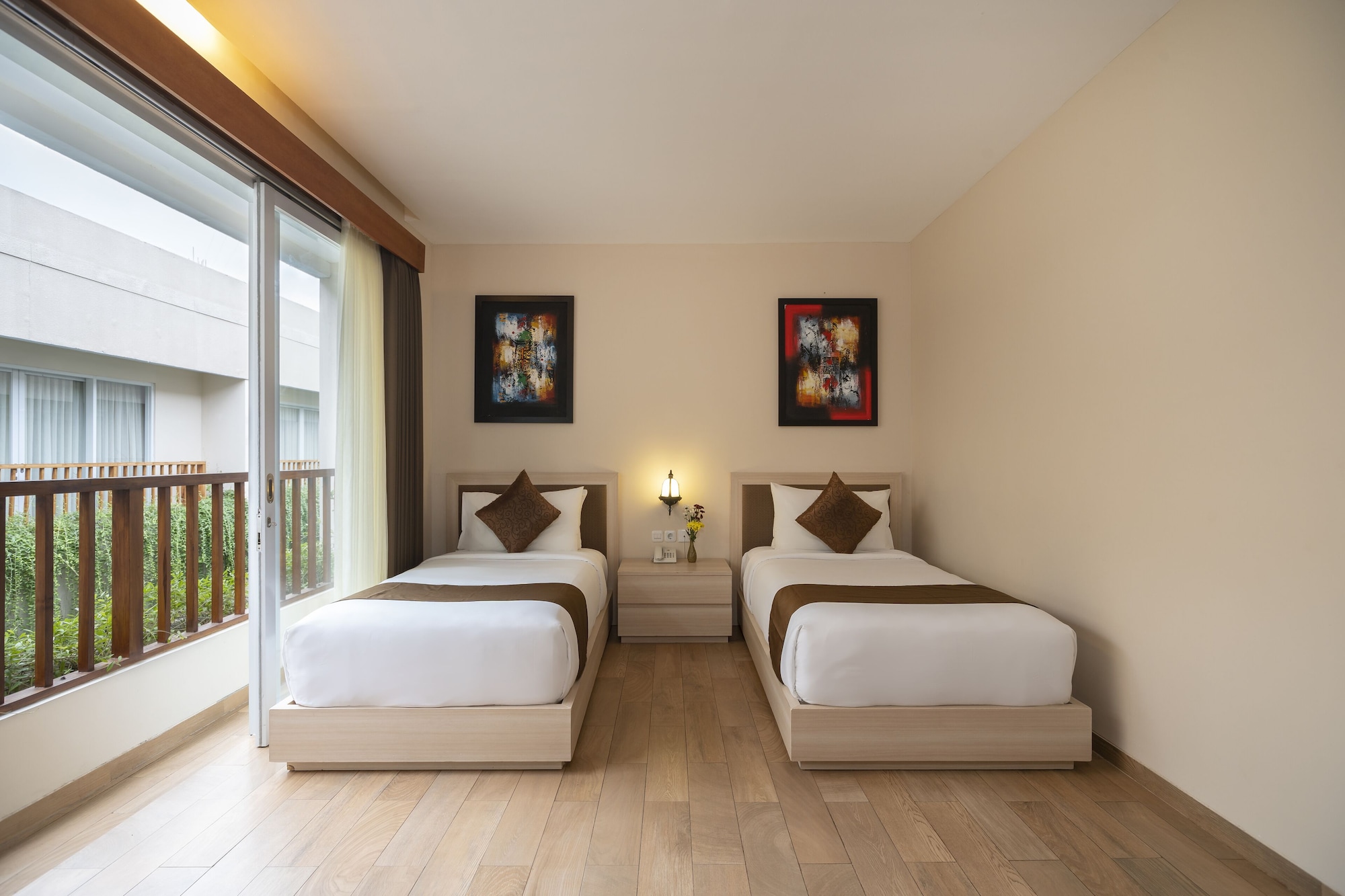 1 BEDROOM, DELUXE, DOUBLE OR TWIN BED