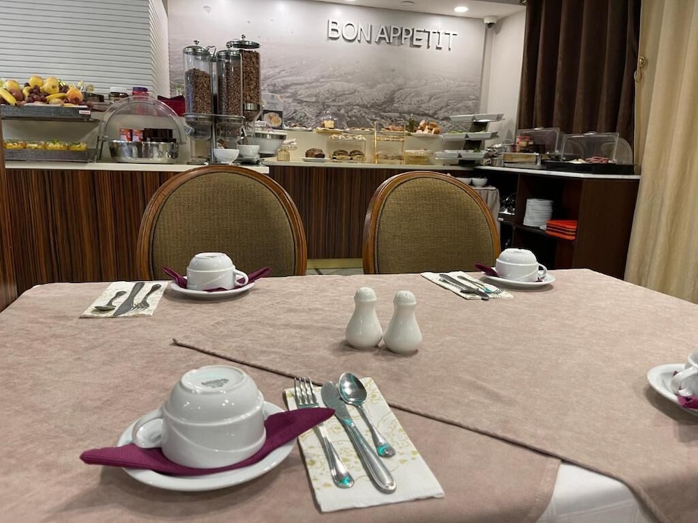 Hotel Rue D'or 44/58