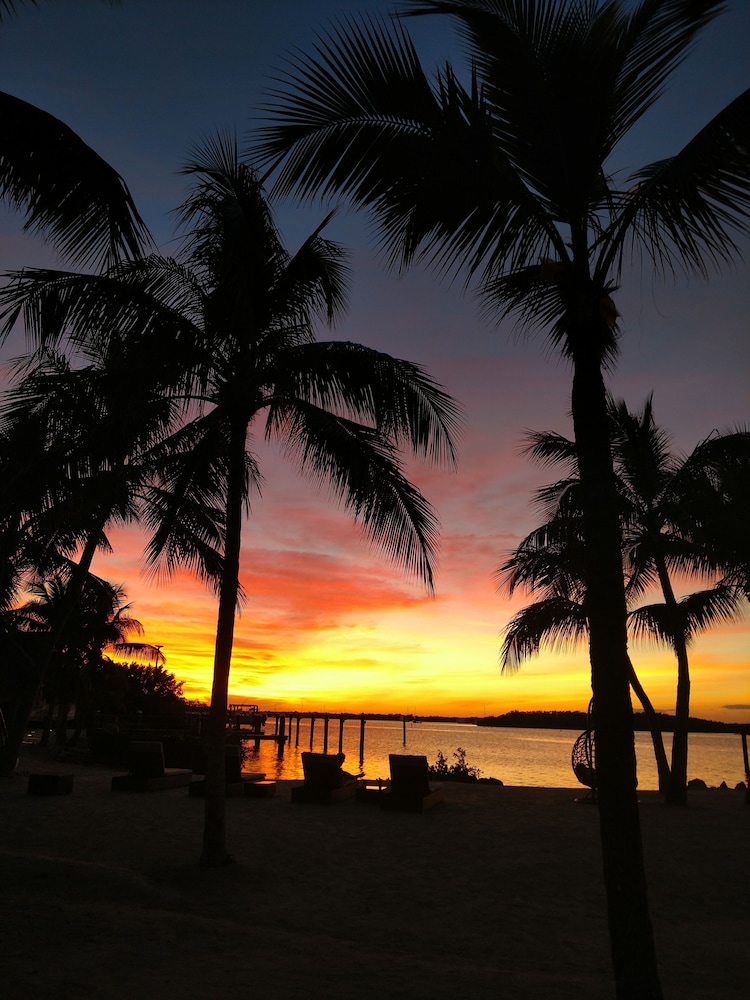 Atlantic Bay Resort 44/50